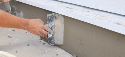 12-month workmanship guarantee on all render repairs
