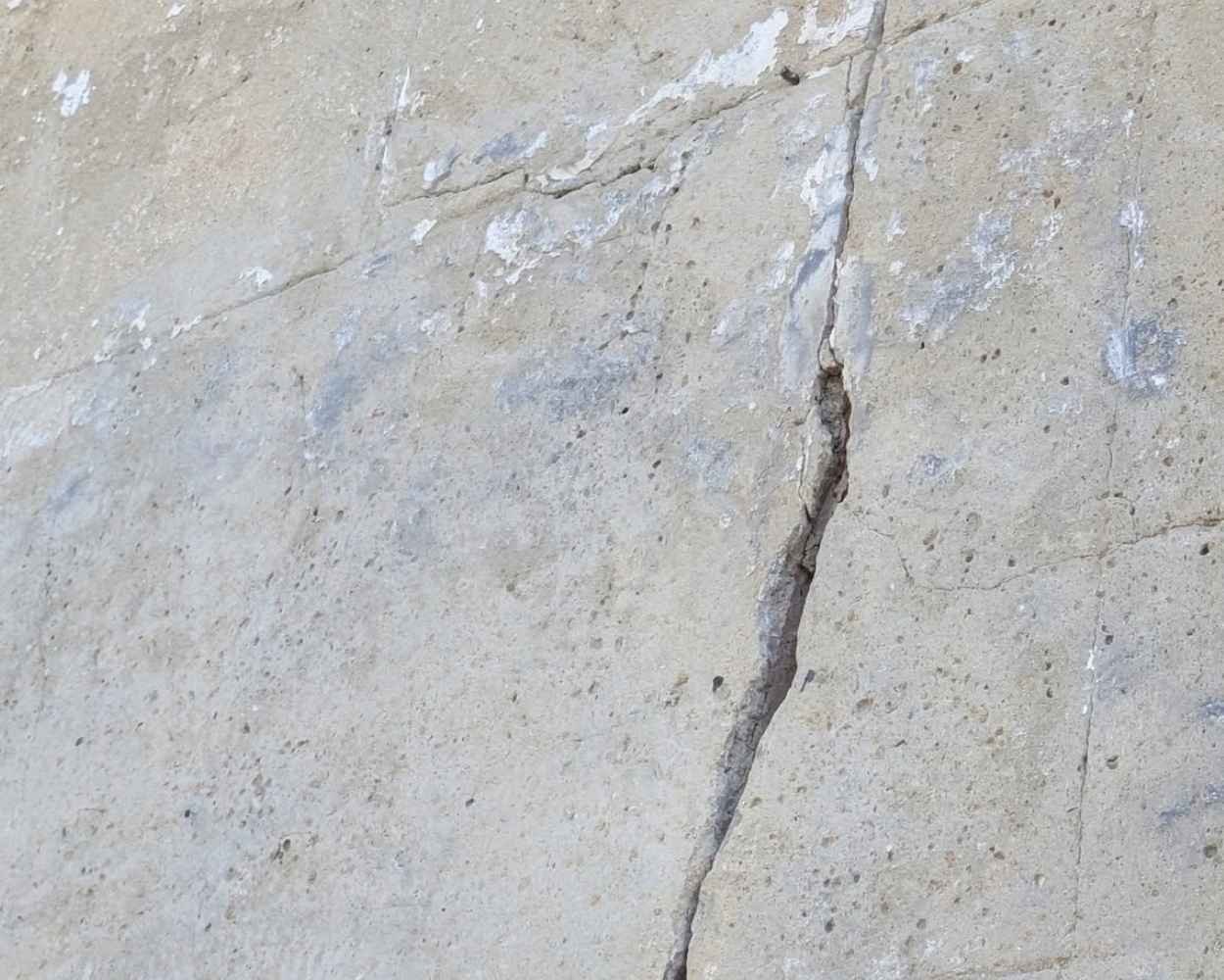 Professional render repair services in Bradford - Expert wall restoration and crack repair